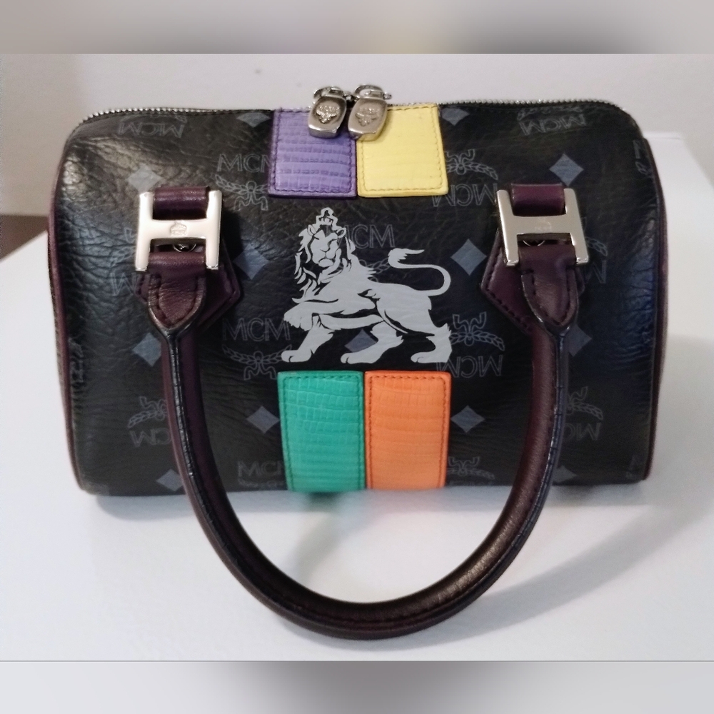 MCM Princess Lion Mini Boston Bag - Picture 2 of 14
